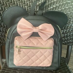 Cute mini backpack, new, quilted zipper pocket
